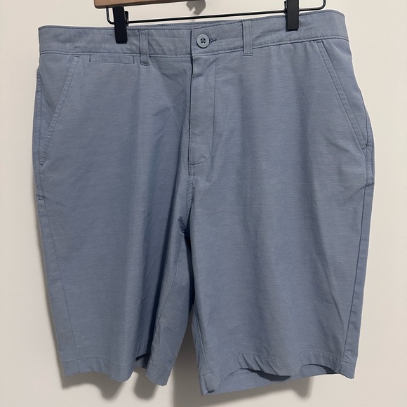 johnnie-O Sky Blue Flat Front Men's Shorts - Picture 2 of 6